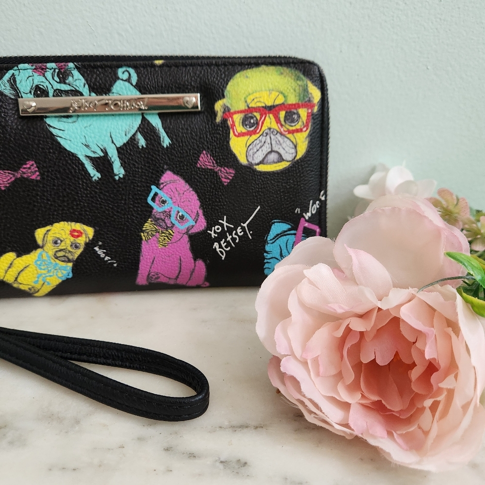 Betsey Johnson Pug‎ Wristlet Zipper Black Pink Blue Dog Purse Small Bag